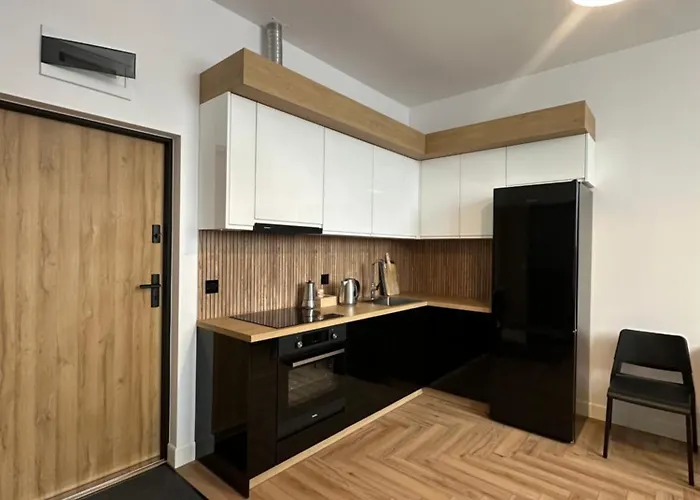 Center דירה צ'סטוצ'ובה