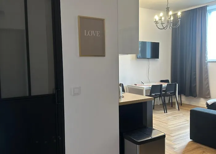 Center דירה צ'סטוצ'ובה